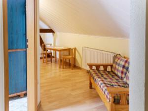 Flur (Blick Richtung Schlafzimmer)